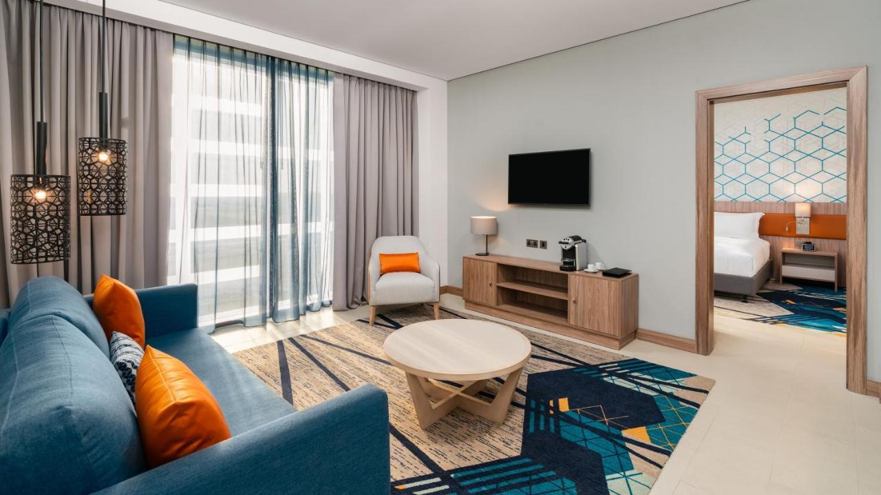 Holiday Inn & Suites Al Jubail By Ihg Al Fanatir Buitenkant foto