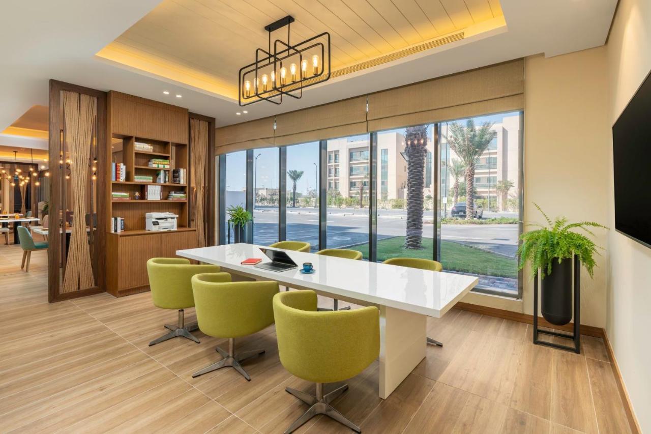Holiday Inn & Suites Al Jubail By Ihg Al Fanatir Buitenkant foto