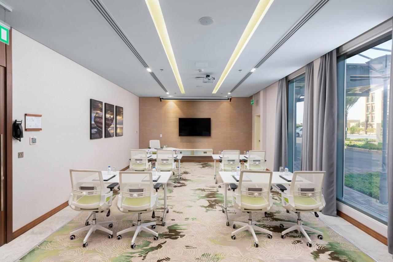 Holiday Inn & Suites Al Jubail By Ihg Al Fanatir Buitenkant foto