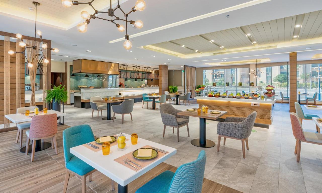 Holiday Inn & Suites Al Jubail By Ihg Al Fanatir Buitenkant foto