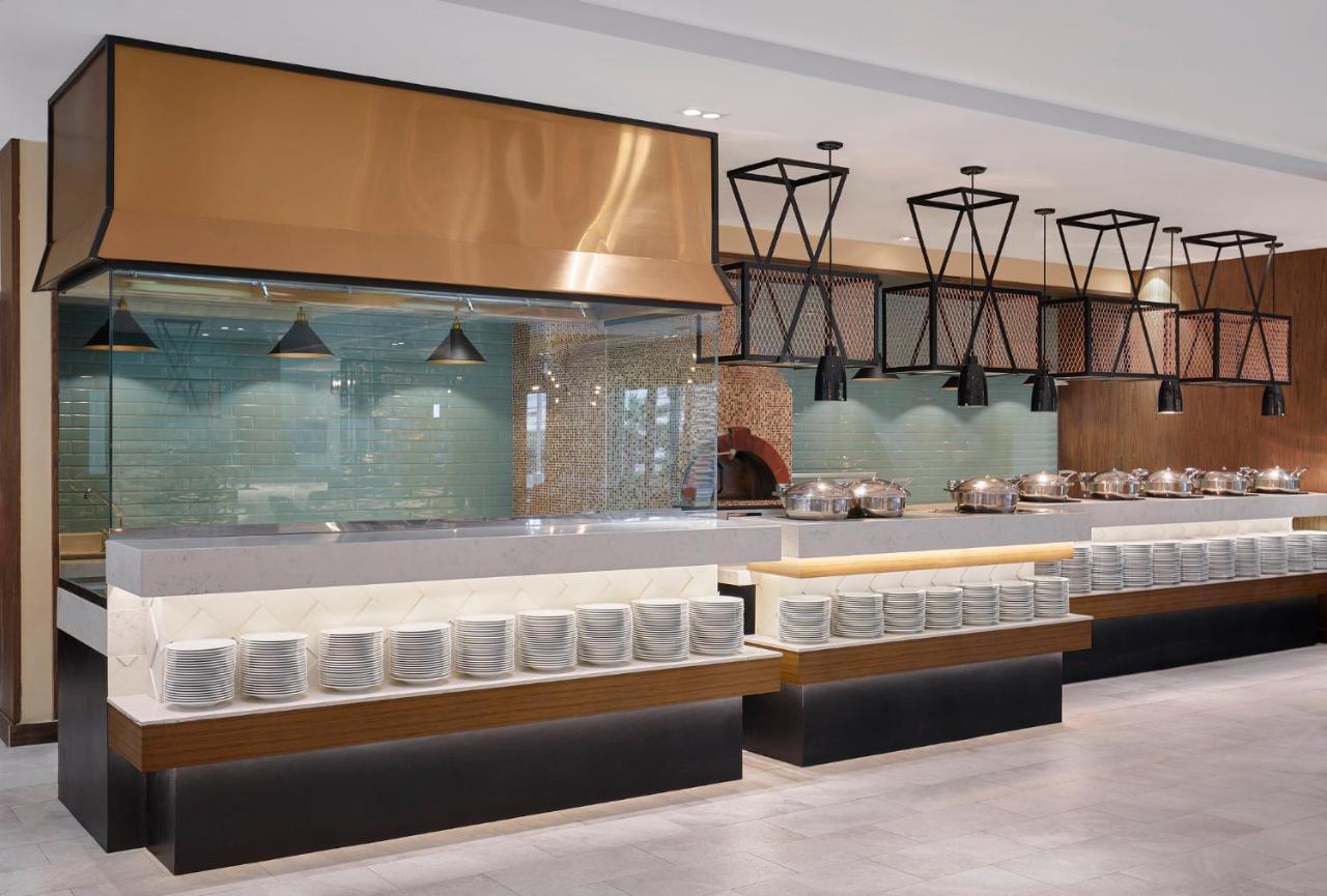 Holiday Inn & Suites Al Jubail By Ihg Al Fanatir Buitenkant foto