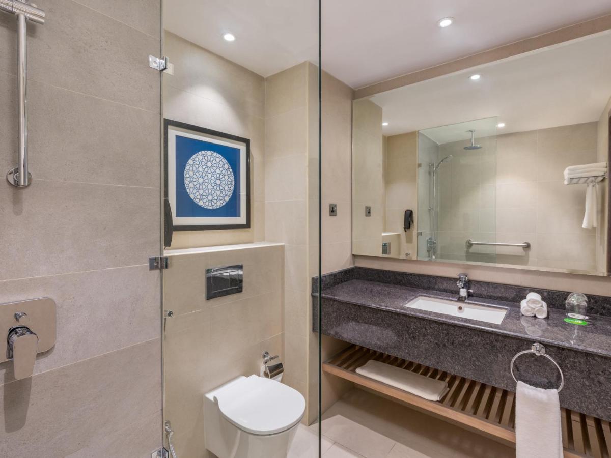 Holiday Inn & Suites Al Jubail By Ihg Al Fanatir Buitenkant foto